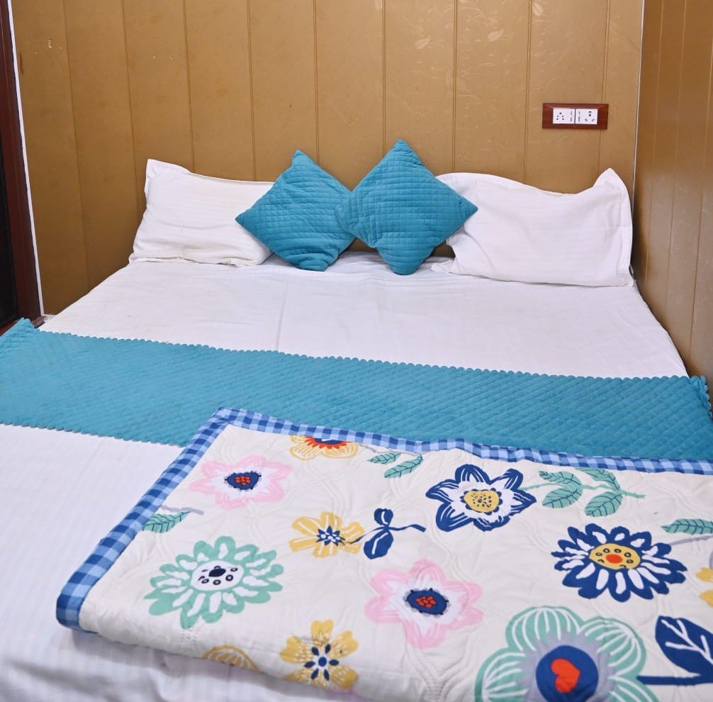 whatsapp image 2025 12 25 at 1.46.30 pm