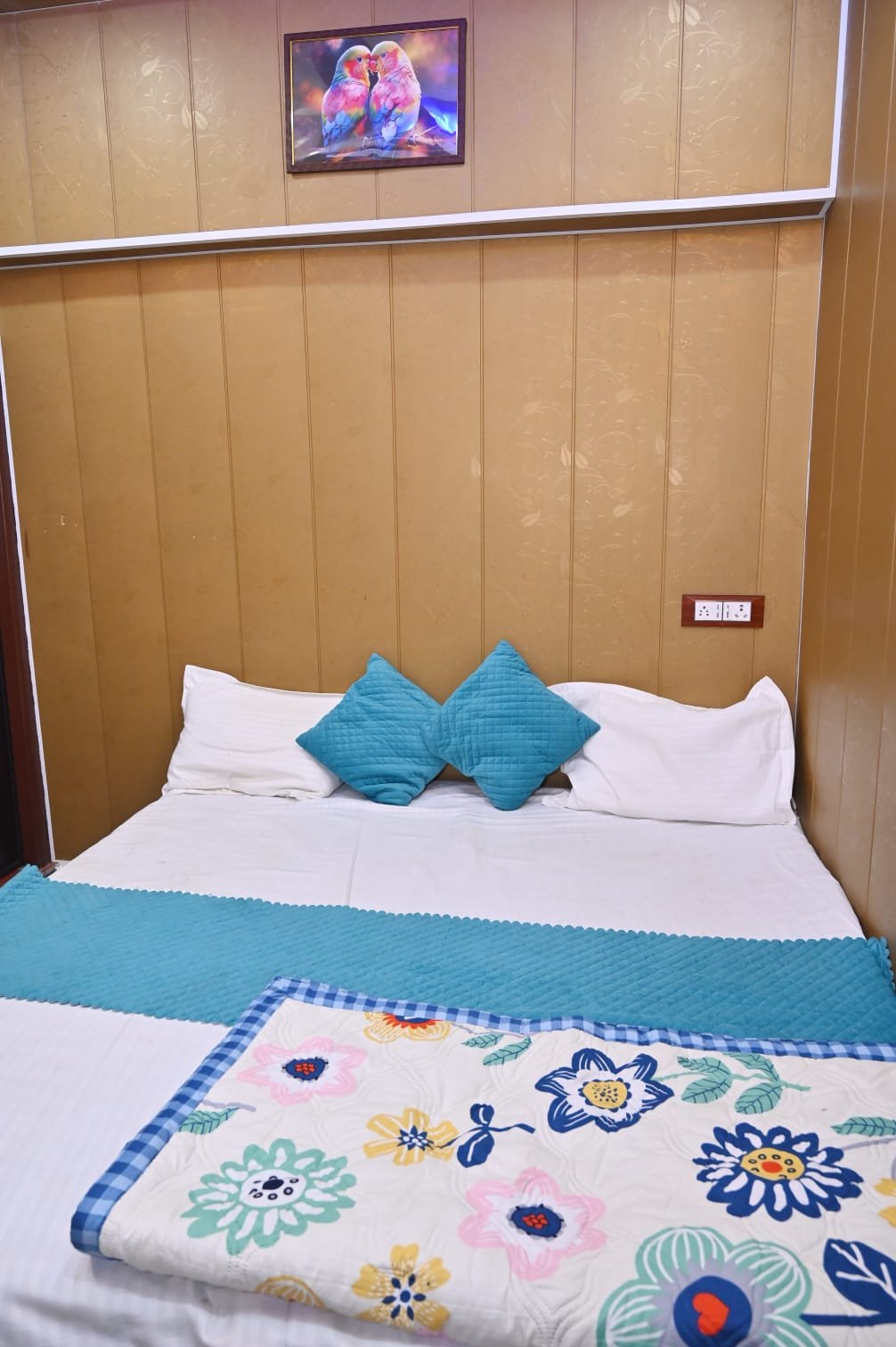 whatsapp image 2025 12 25 at 1.46.30 pm